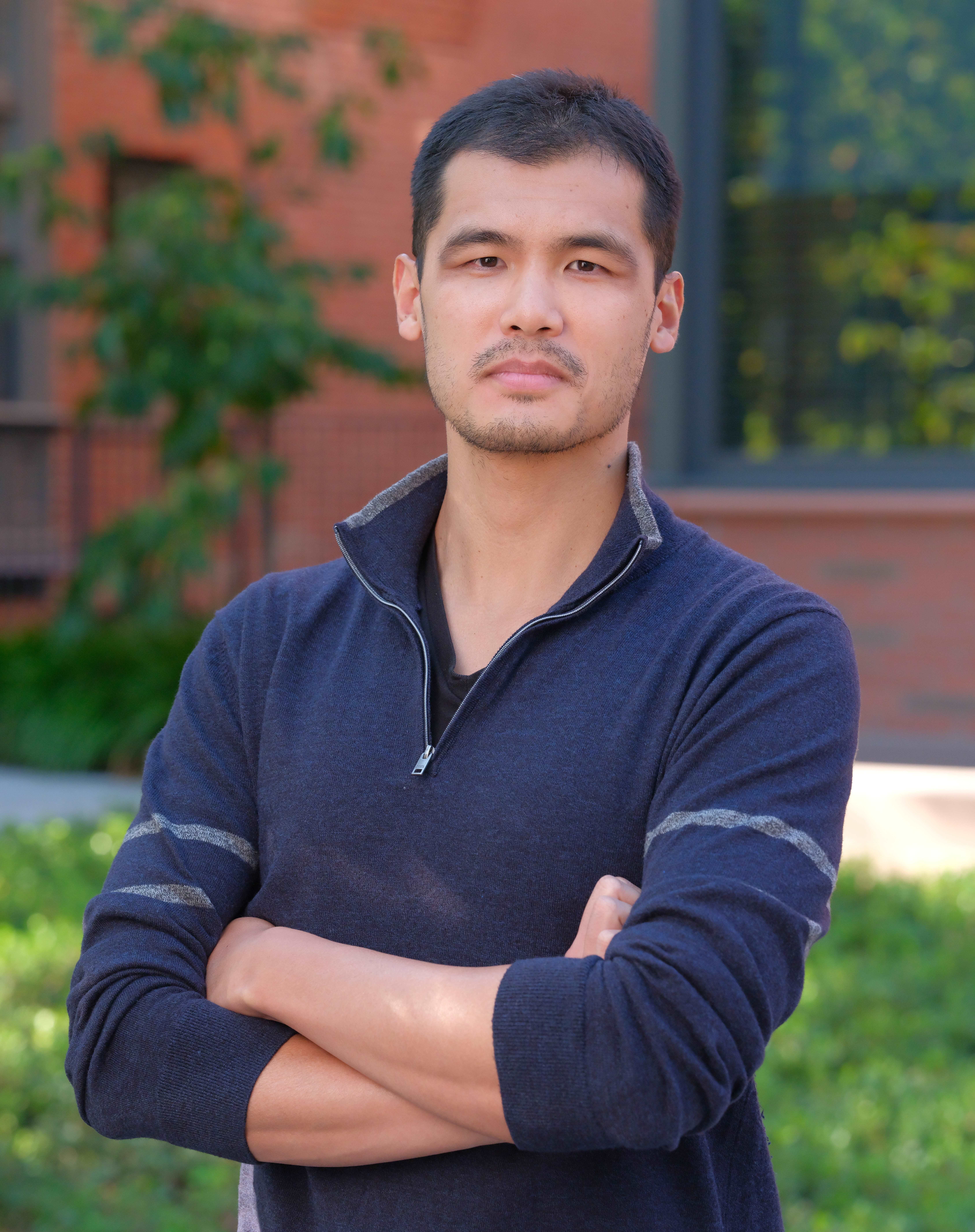 Michael Senteney | Data-Intensive Social Science Center